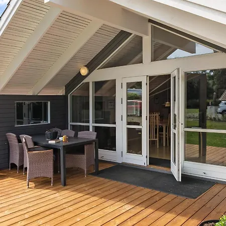 Дом отдыха Beautiful In Sydals With Sauna